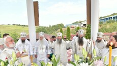 Митрополит Лонгин возглавил престольный праздник в скиту Банченской обители