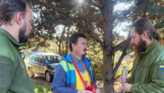 Клірик Рівненської єпархії УПЦ відвідав священників, які служать у ЗСУ