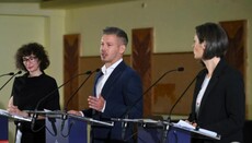 Угорщина скасує заборону на усиновлення дітей одностатевими парами