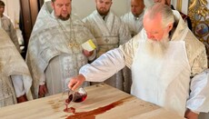 Мукачівський митрополит здійснив освячення престолу громади УПЦ у Шенборні