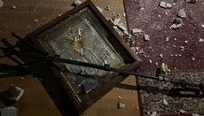 В Киеве от обстрела пострадал Хрестовоздвиженский храм УПЦ