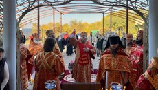 В монастыре на Закарпатье иерархи УПЦ освятили новую часовню