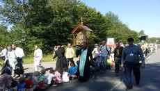 Believers fix first miracles of Cross procession – 2016