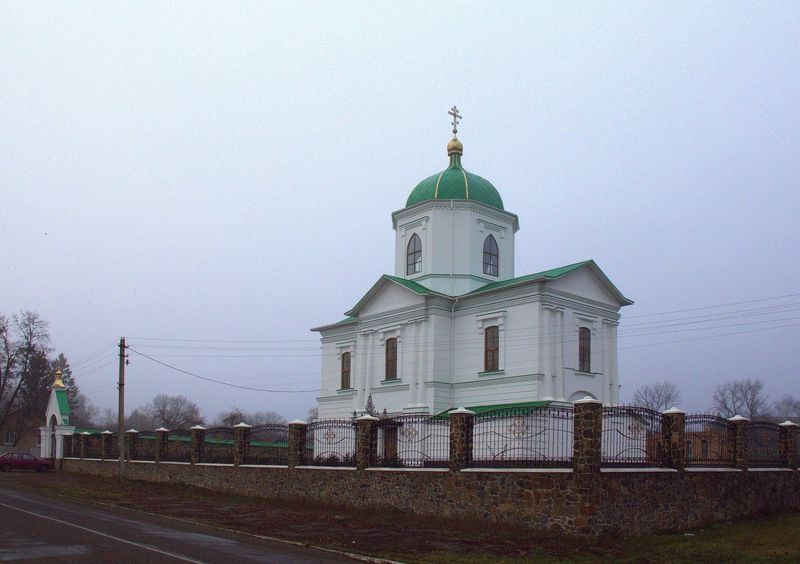 Церковь в честь Святой Троицы в Рудом Селе (1841) фото 4