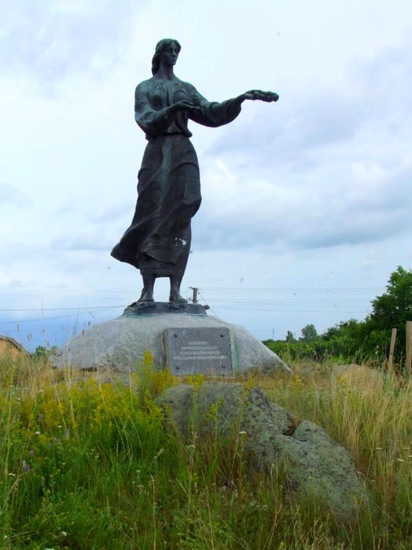 Церковь во имя святой Троицы в городе Богуслав (1861) фото 12