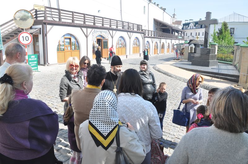 В Киеве провели благотворительную акцию «Пасхальные приветствия» в поддержку детей заключённых фото 10