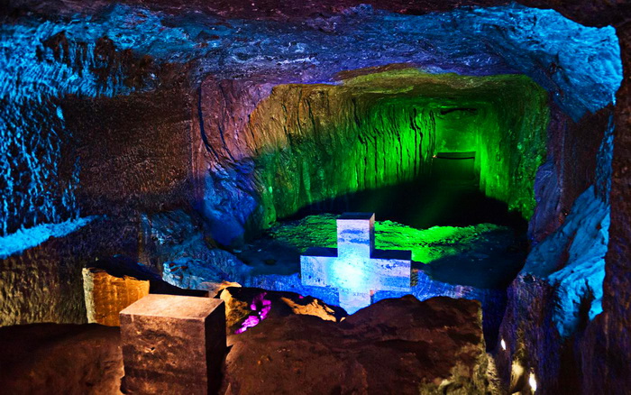 У Мережі опублікували світлини найнезвичайніших церков та соборів фото 18