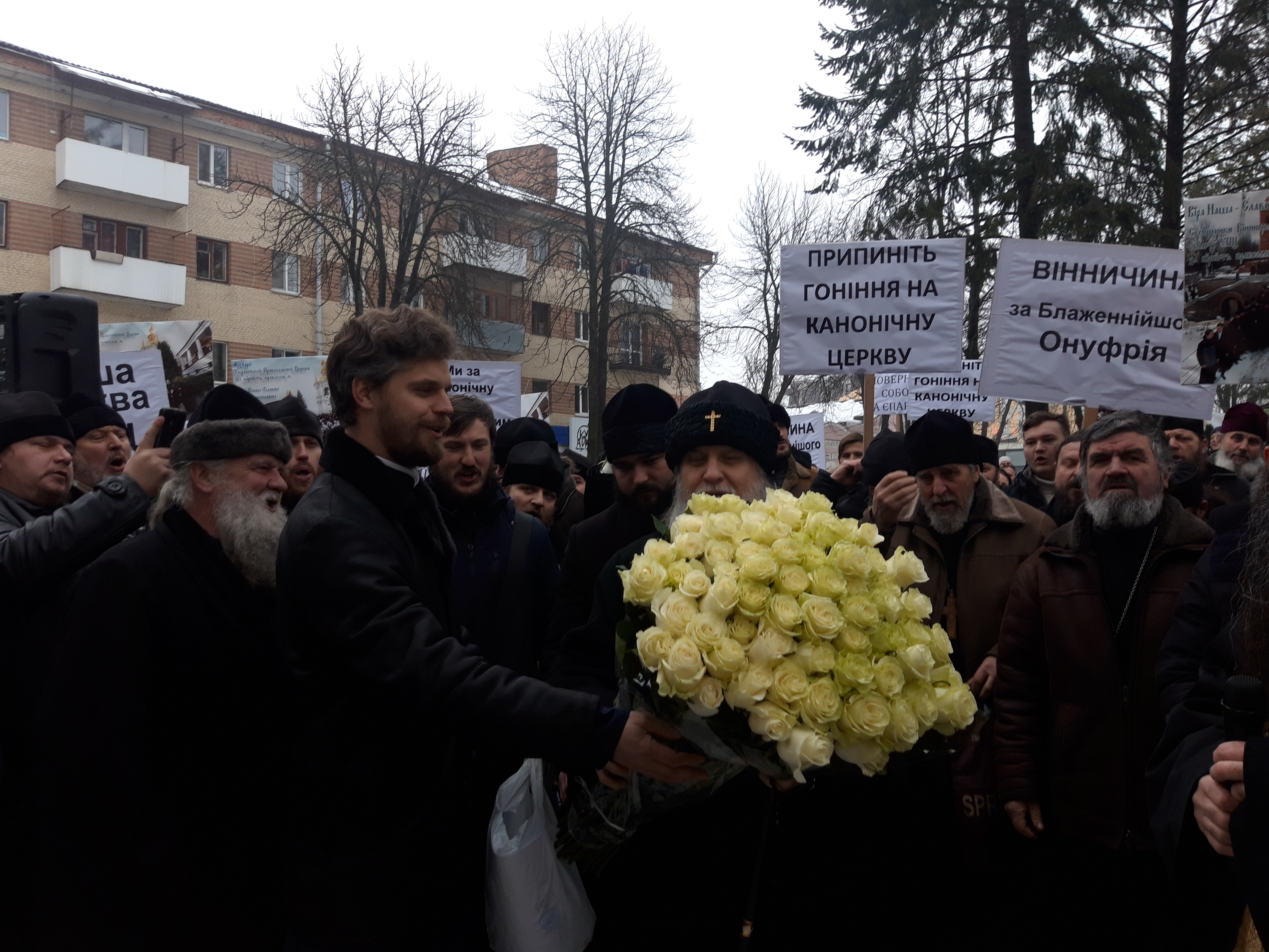 Суд не состоялся: винницкий судья подарил православным повод для праздника фото 5