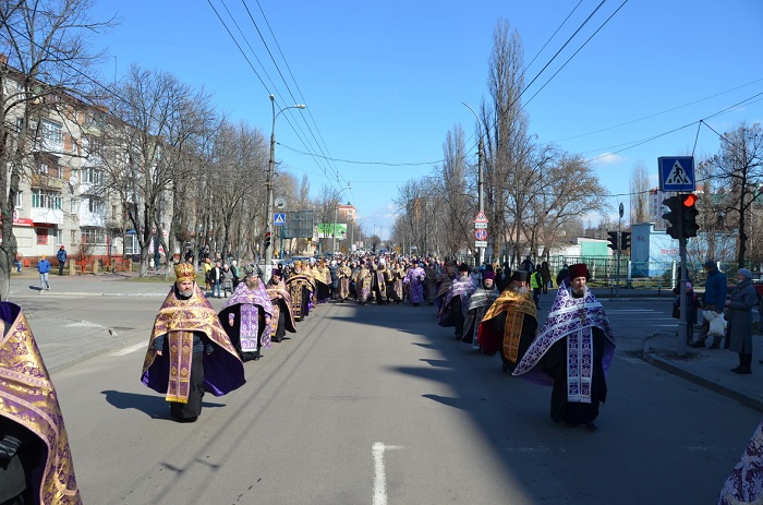 В Сумах, Кременчуге и Белой Церкви УПЦ провела епархиальные крестные ходы фото 2