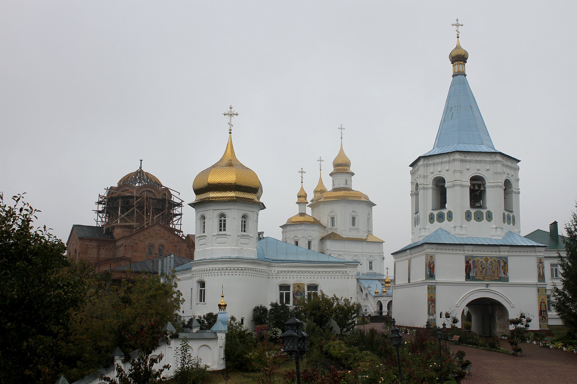 ТОП-10 украинских монастырей, удаленных от больших городов фото 5