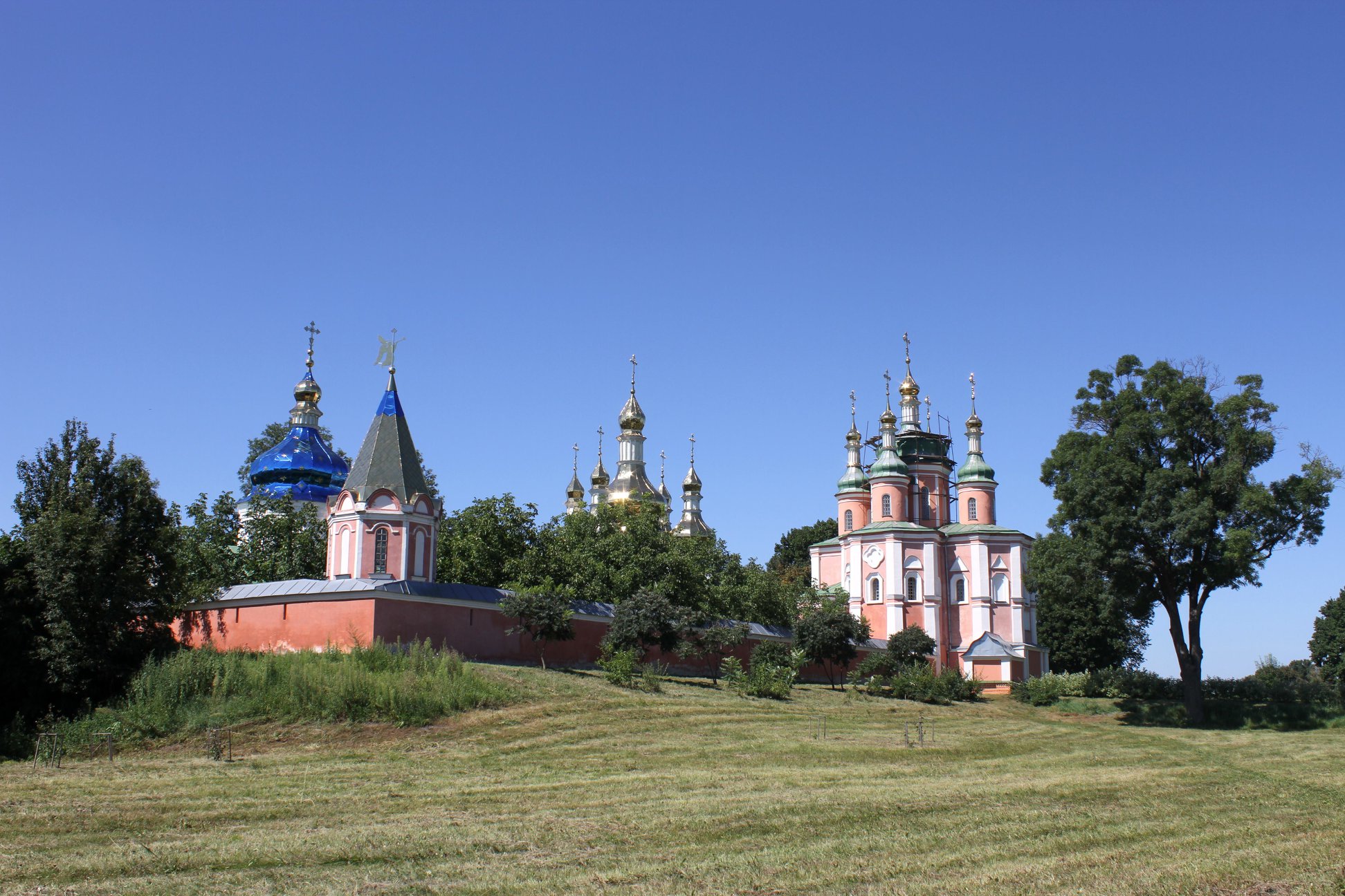 ТОП-10 украинских монастырей, удаленных от больших городов фото 6