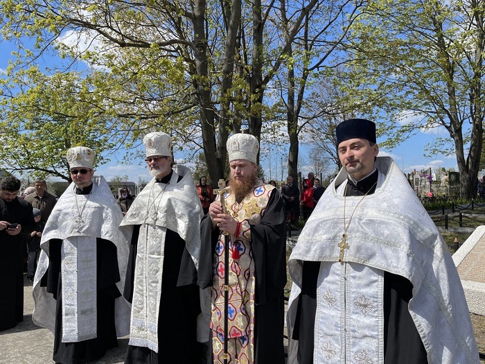 On Victory Day UOC eparchies pray for dead soldiers фото 5