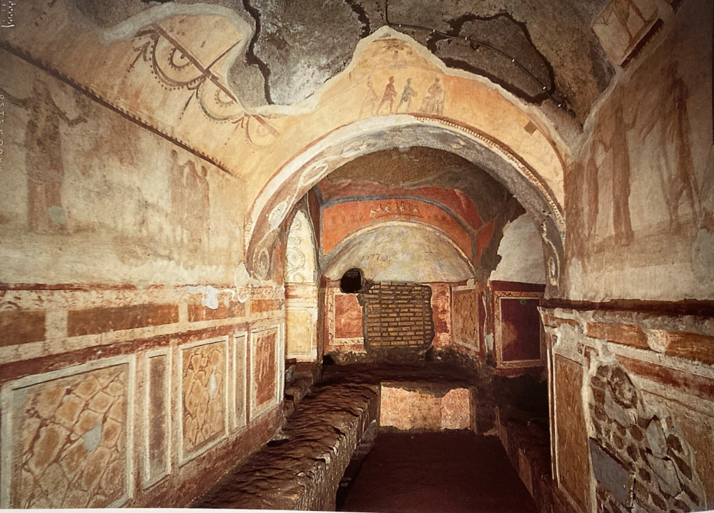 Catacombs: the underground life of Christians yesterday and today фото 2