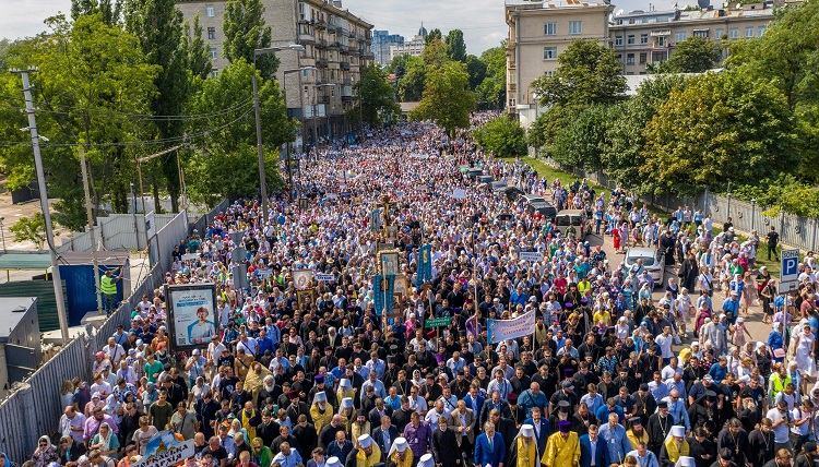 Ієрарх УПЦ назвав 5 найважливіших подій року у житті Церкви фото 1