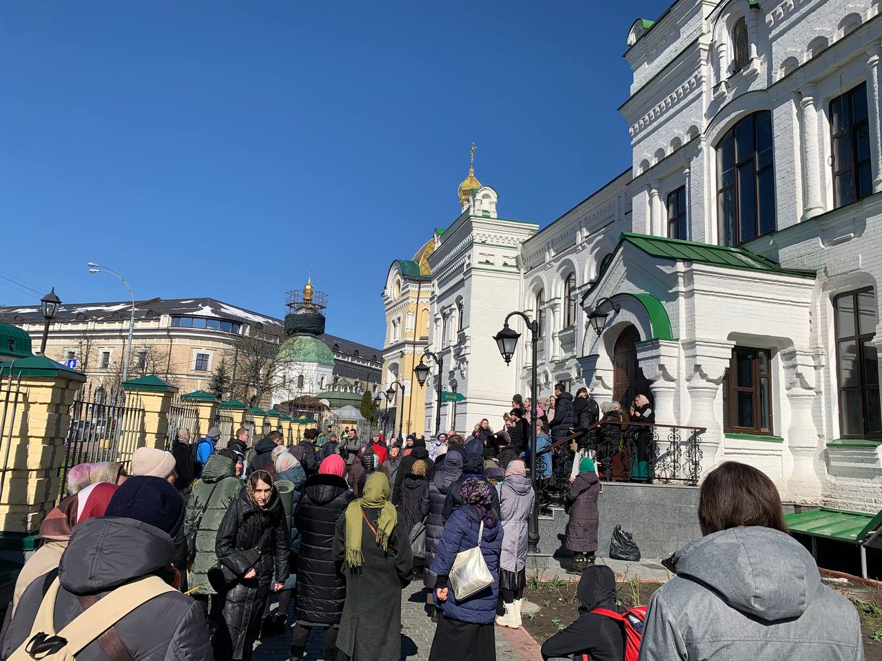 Стояння за Києво-Печерську лавру: онлайн-трансляція фото 5