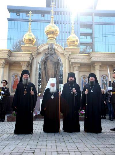 В Ташкенте открыли памятник святителю Луке Крымскому фото 1