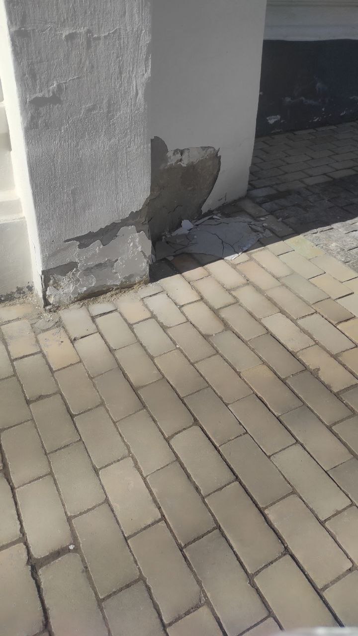 Проход из Верхней лавры в Нижнюю.