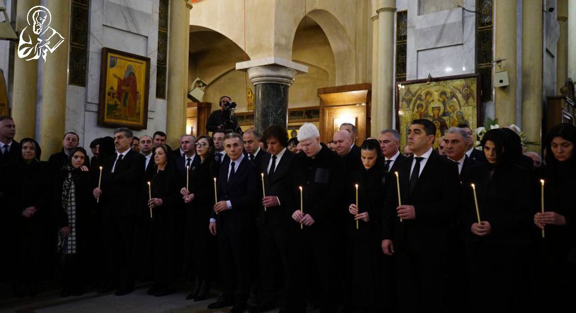 Похороны Патриарха Илии: онлайн-трансляция фото 8