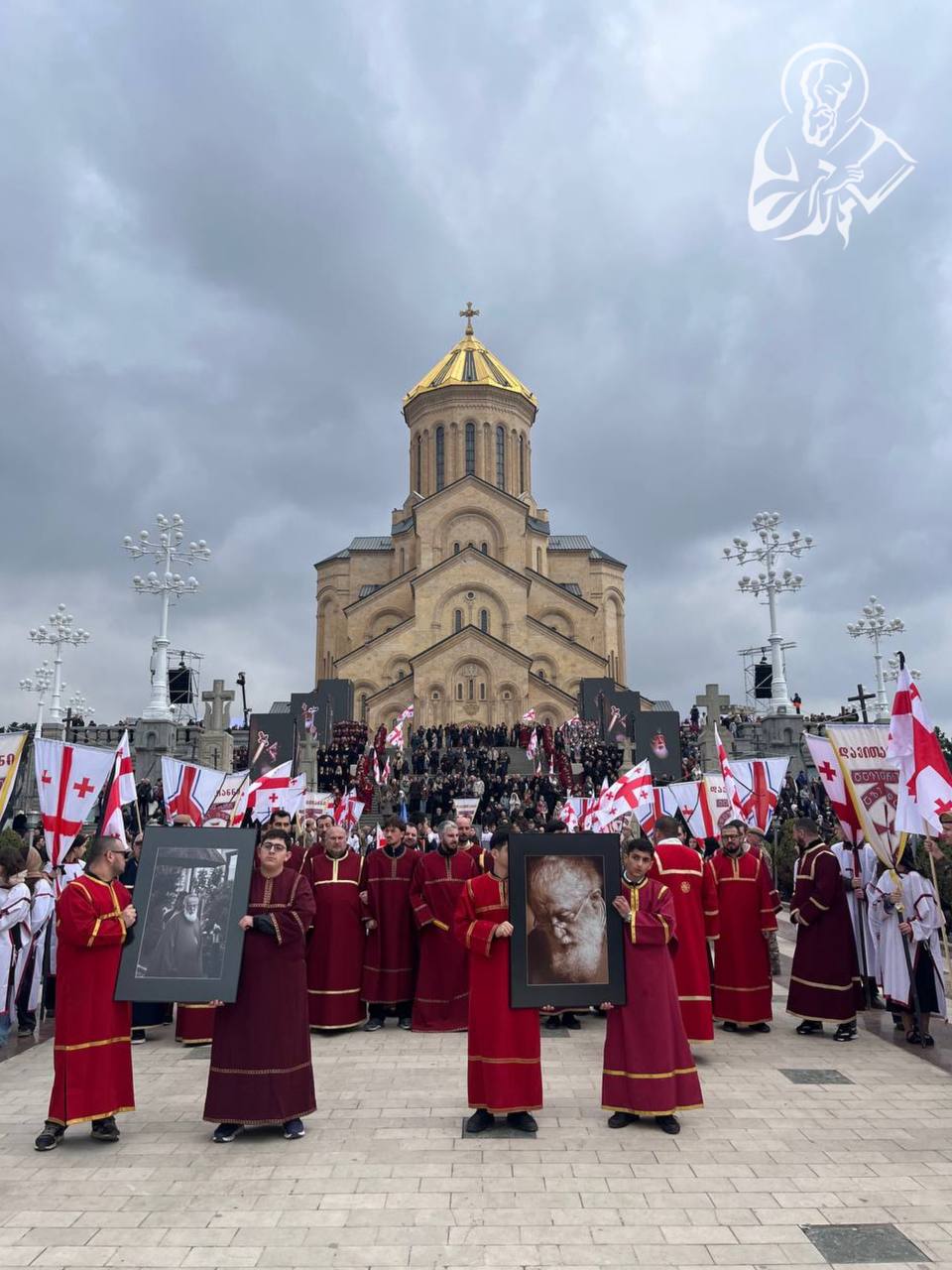 Похороны Патриарха Илии: онлайн-трансляция фото 4